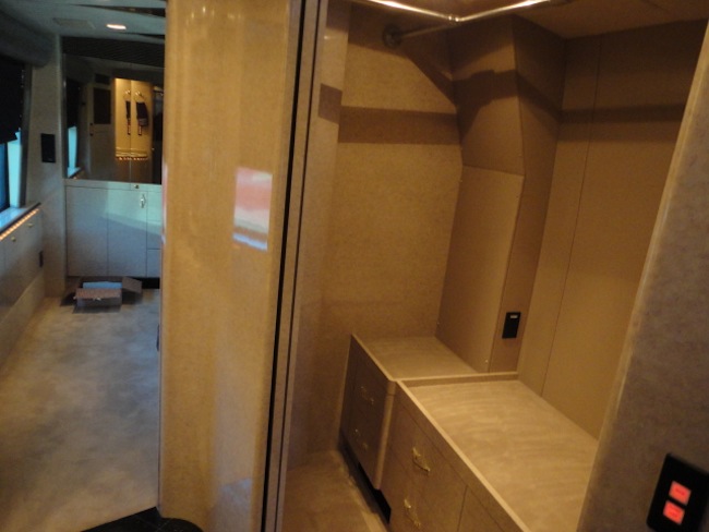 2004 Prevost Marathon H3-45 For Sale