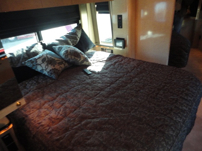 2004 Prevost Marathon H3-45 For Sale