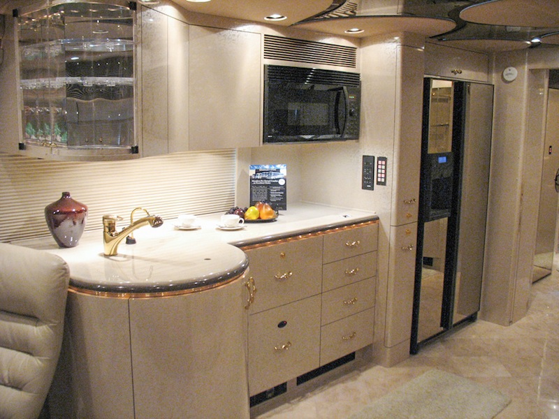 2004 Prevost Marathon H3-45 For Sale