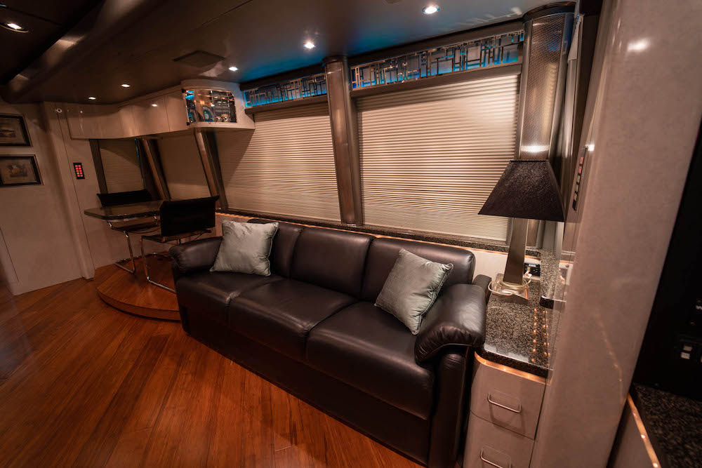 2004 Prevost Marathon H3-45 For Sale