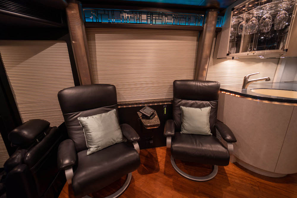 2004 Prevost Marathon H3-45 For Sale