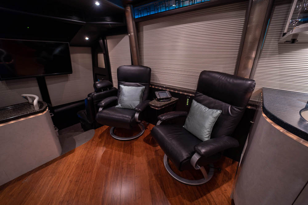 2004 Prevost Marathon H3-45 For Sale