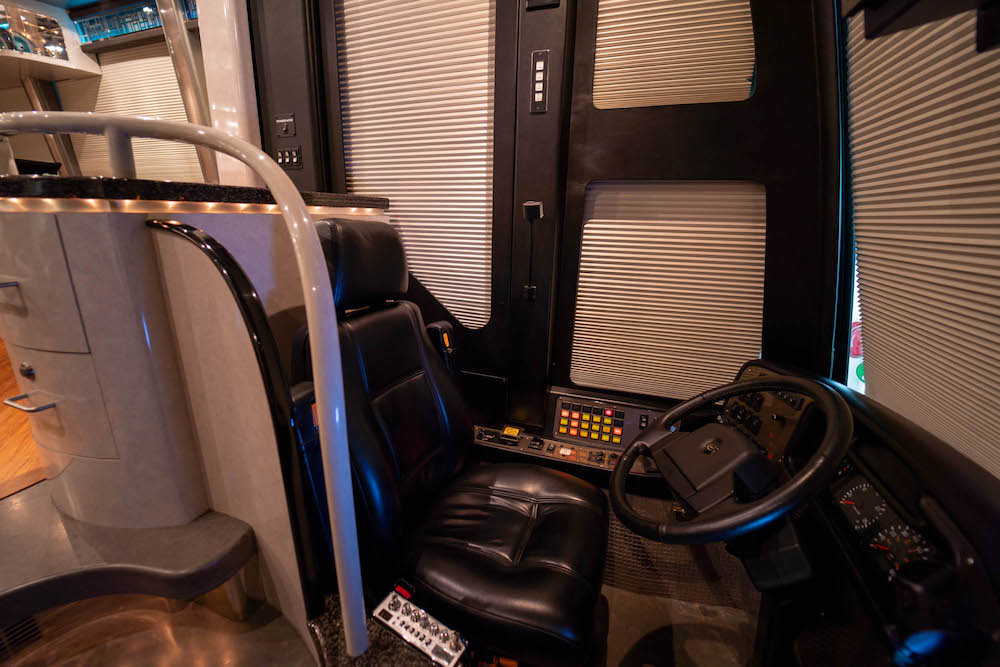 2004 Prevost Marathon H3-45 For Sale