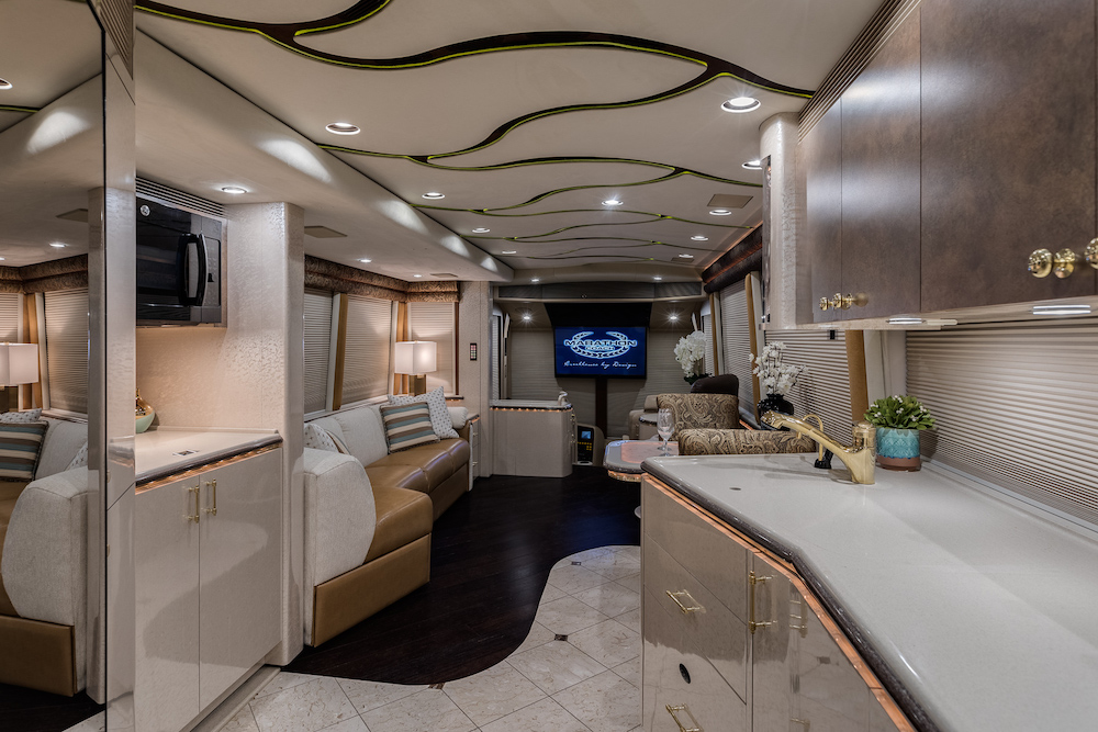 2004 Prevost Marathon H3-45 For Sale