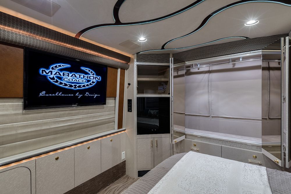 2004 Prevost Marathon H3-45 For Sale