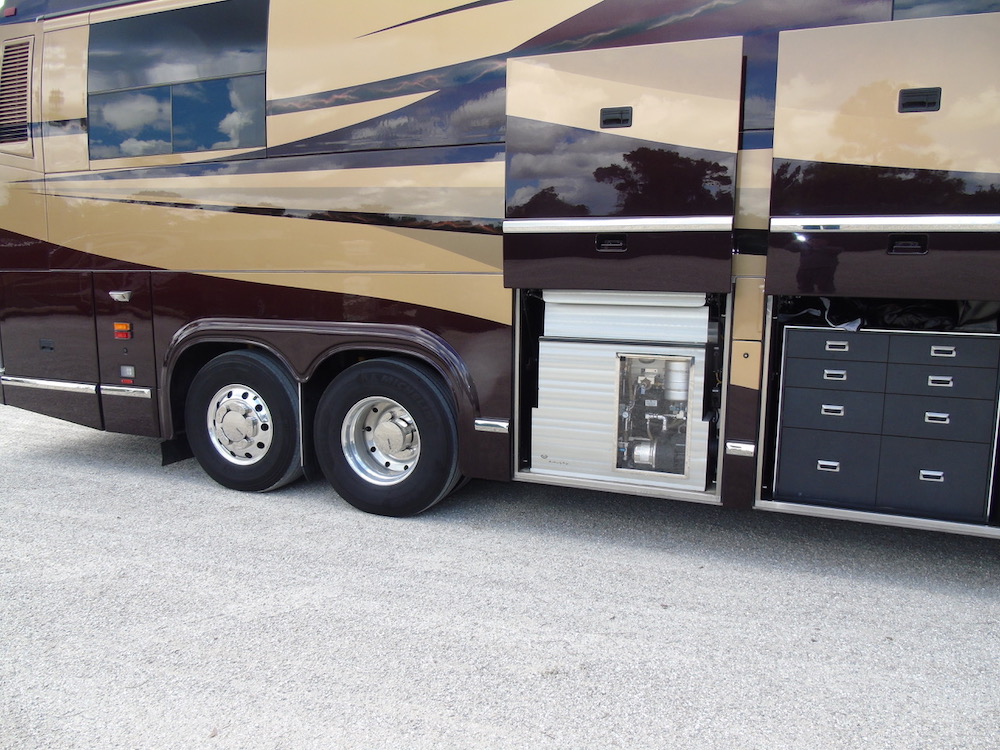 2004 Prevost Marathon H3-45 For Sale