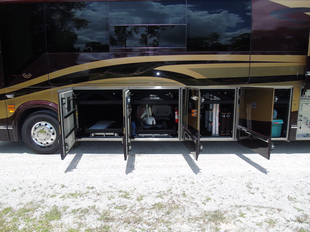 2004 Prevost Marathon H3-45 For Sale