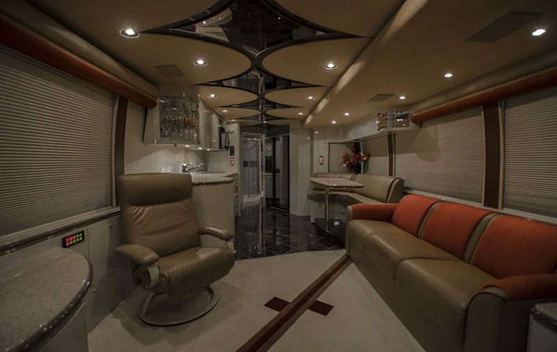 2004 Prevost Marathon H3-45 For Sale