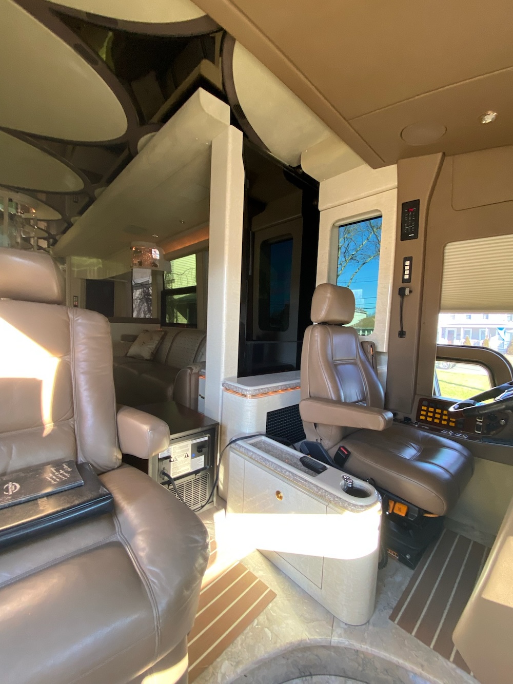 2004 Prevost Marathon XLII For Sale