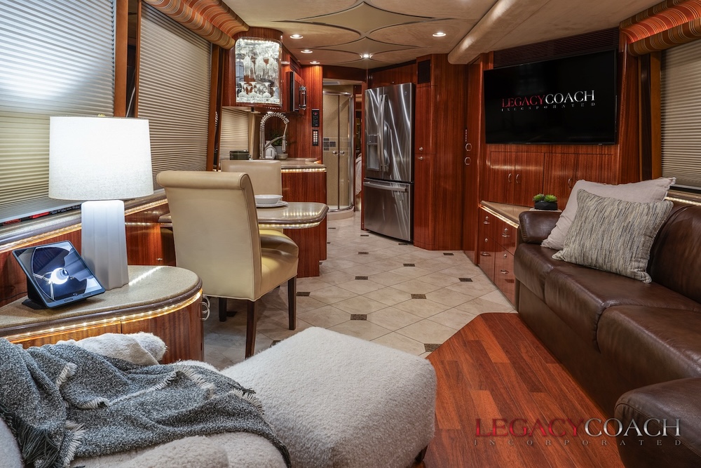 2004 Prevost Marathon XLII For Sale