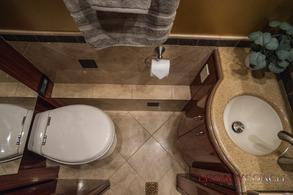 2004 Prevost Marathon XLII For Sale