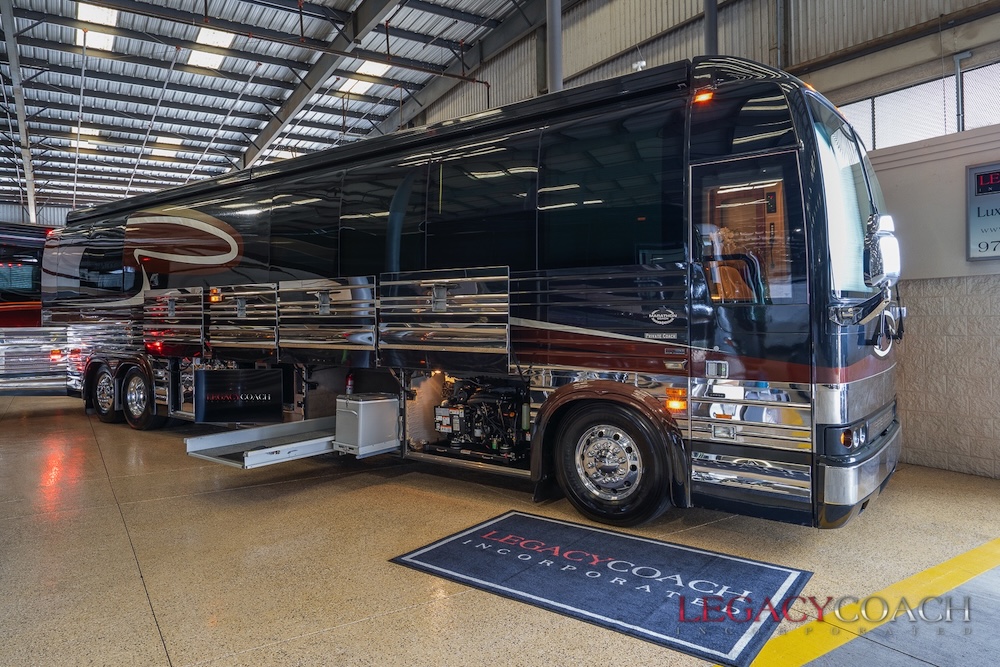 2004 Prevost Marathon XLII For Sale