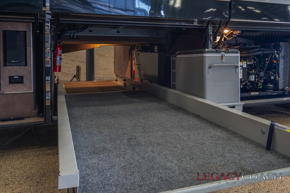 2004 Prevost Marathon XLII For Sale