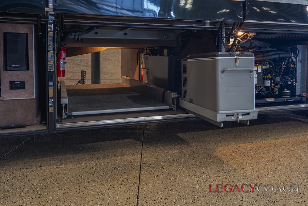 2004 Prevost Marathon XLII For Sale