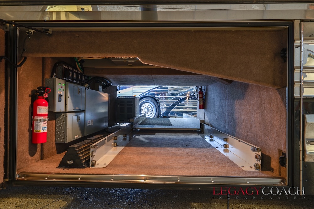 2004 Prevost Marathon XLII For Sale