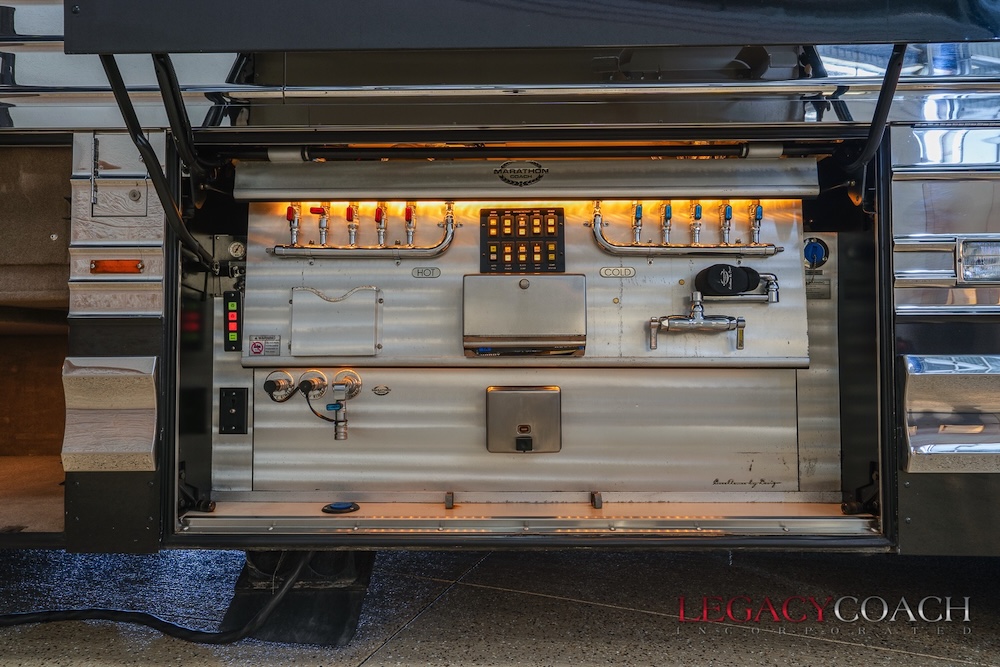 2004 Prevost Marathon XLII For Sale