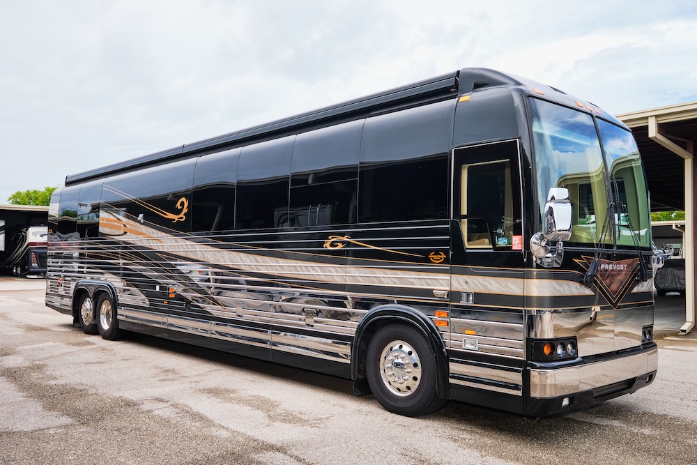 2004 Prevost Marathon XLII For Sale