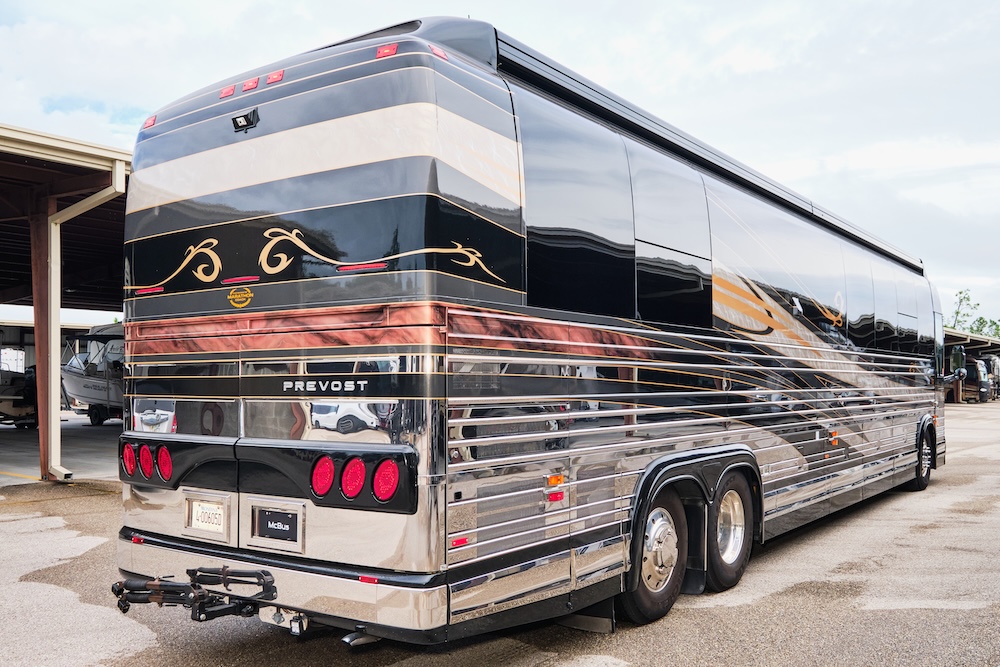 2004 Prevost Marathon XLII For Sale