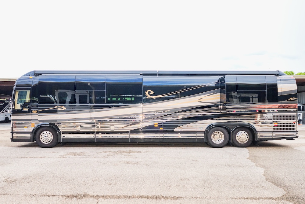 2004 Prevost Marathon XLII For Sale