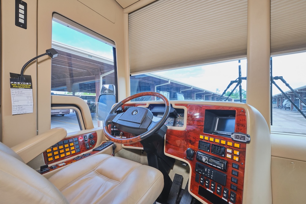 2004 Prevost Marathon XLII For Sale