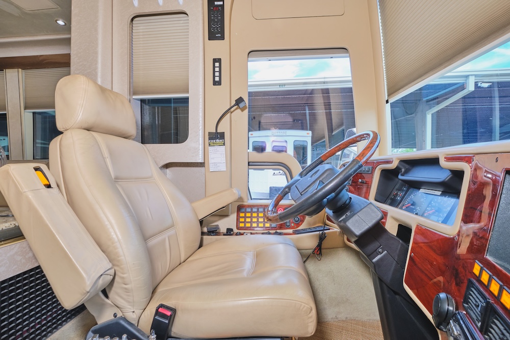 2004 Prevost Marathon XLII For Sale