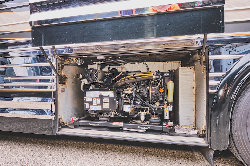 2004 Prevost Marathon XLII For Sale