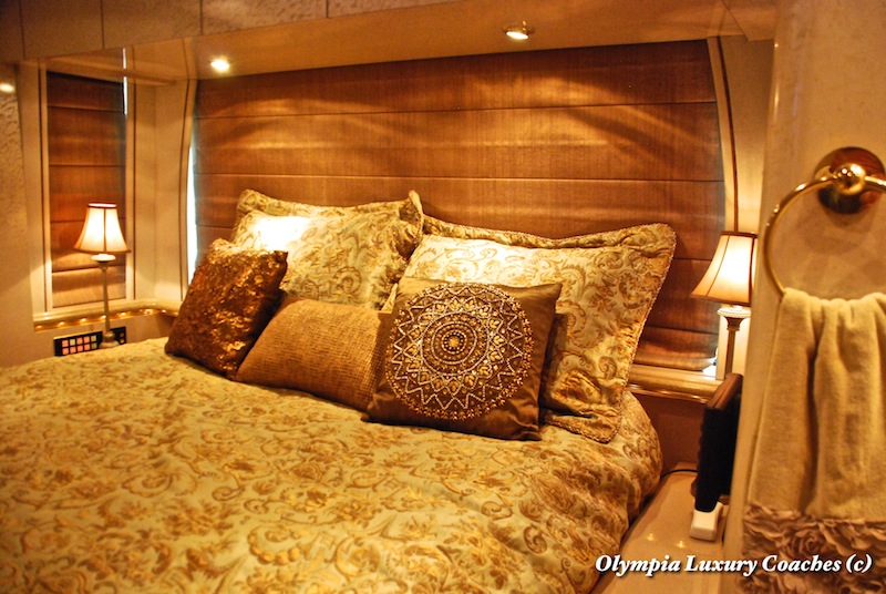 2004 Prevost Marathon XLII For Sale