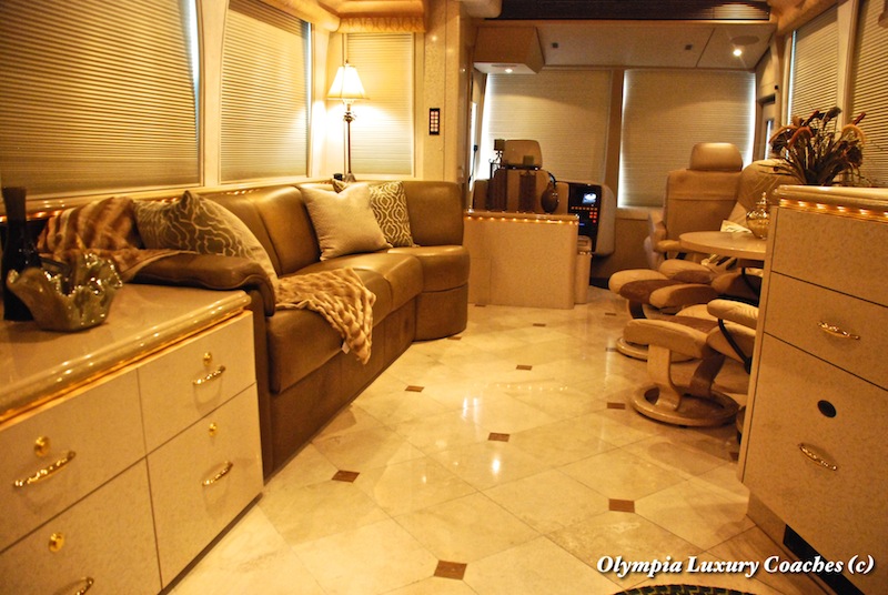 2004 Prevost Marathon XLII For Sale