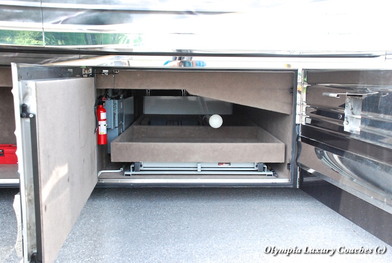 2004 Prevost Marathon XLII For Sale