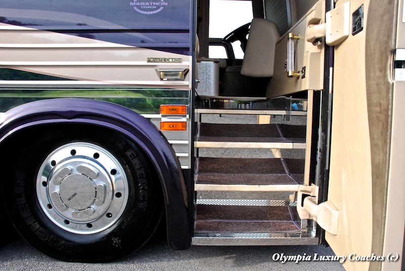 2004 Prevost Marathon XLII For Sale