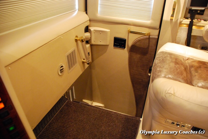 2004 Prevost Marathon XLII For Sale