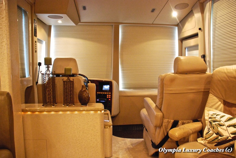 2004 Prevost Marathon XLII For Sale