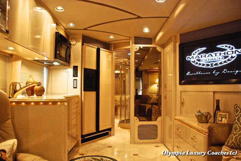 2004 Prevost Marathon XLII For Sale