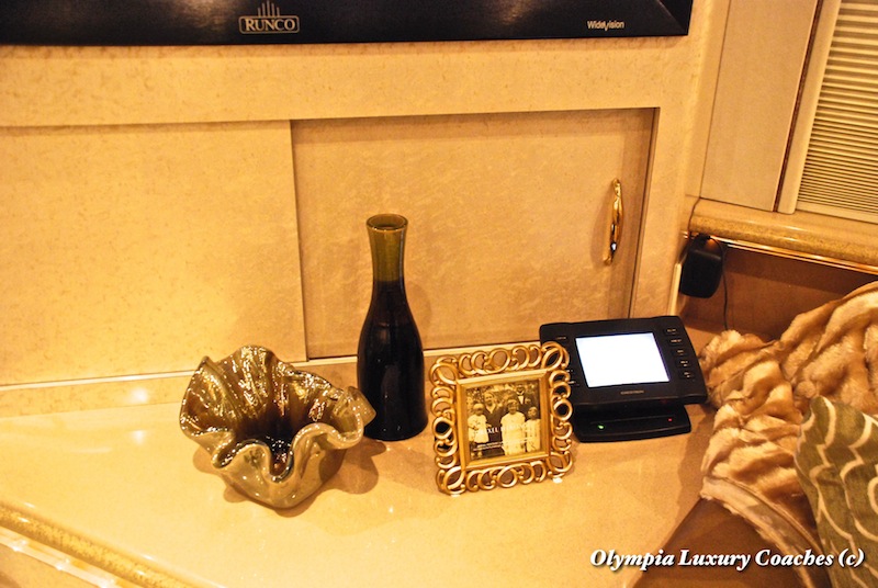 2004 Prevost Marathon XLII For Sale