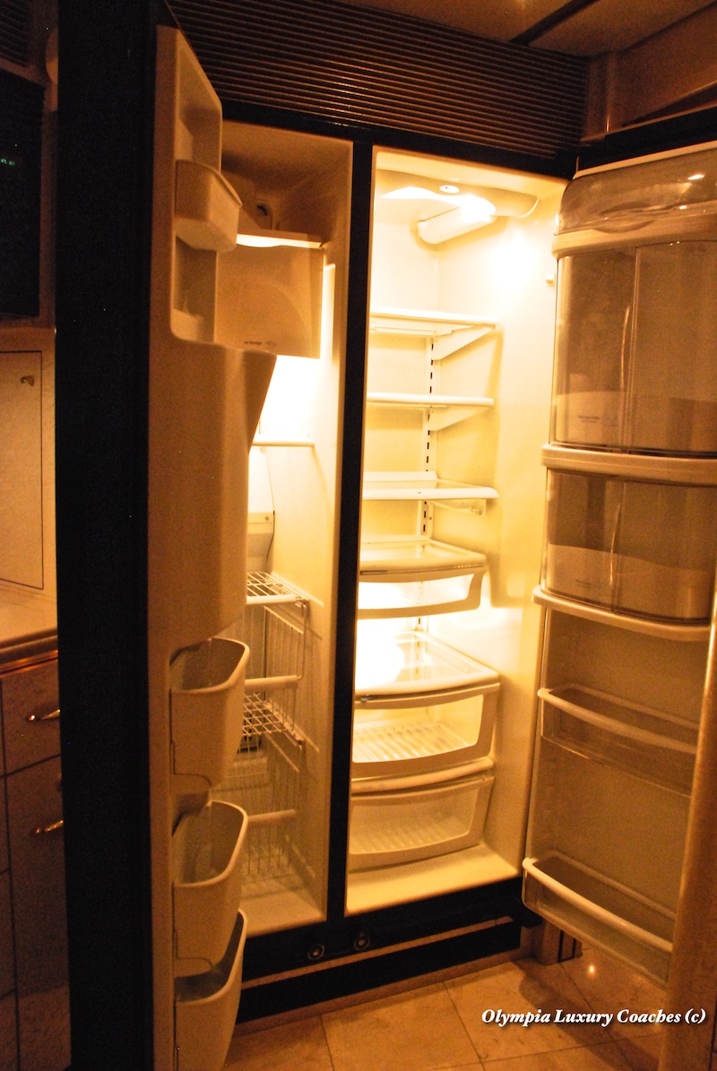 2004 Prevost Marathon XLII For Sale