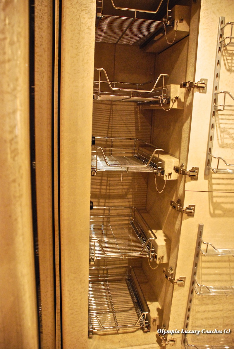 2004 Prevost Marathon XLII For Sale