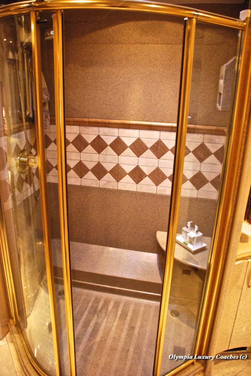 2004 Prevost Marathon XLII For Sale