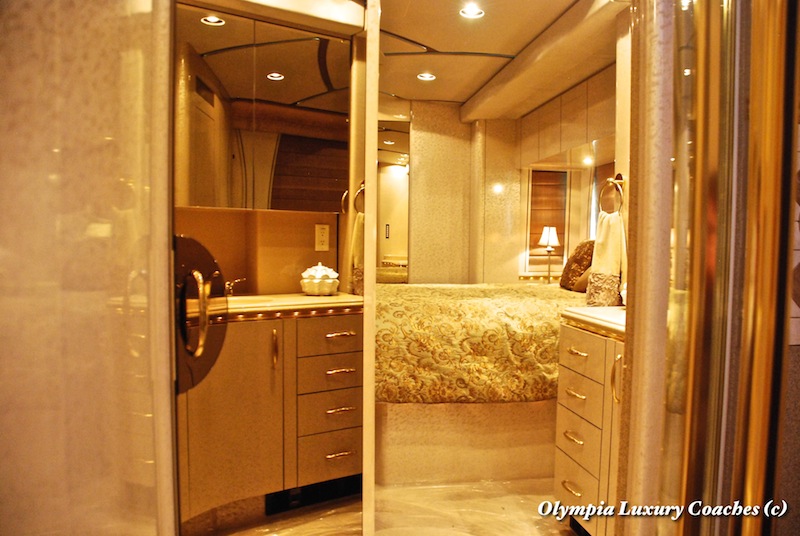 2004 Prevost Marathon XLII For Sale