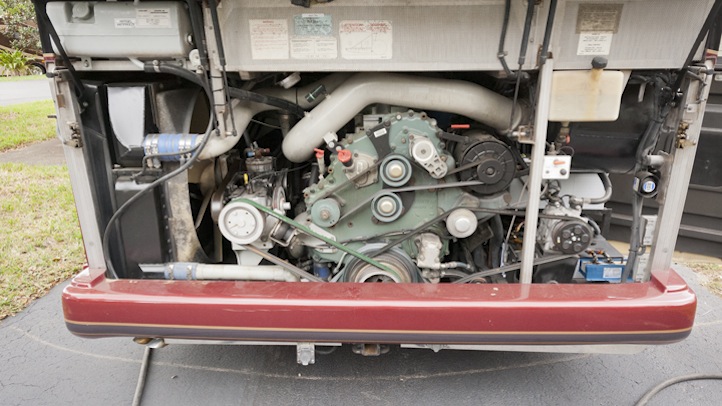 2004 Prevost Parliament H3-45 For Sale