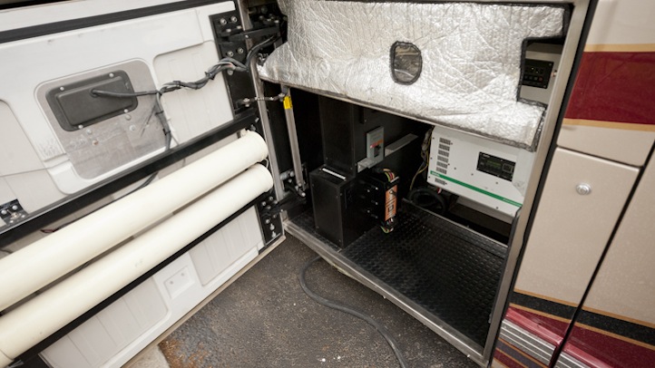 2004 Prevost Parliament H3-45 For Sale