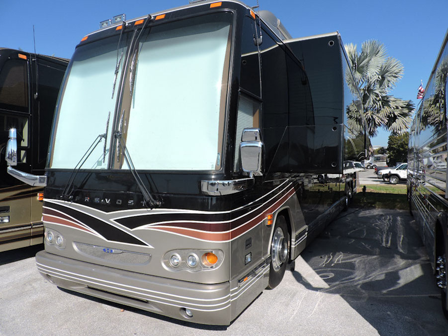 2004 Prevost Parliament H3-45 For Sale