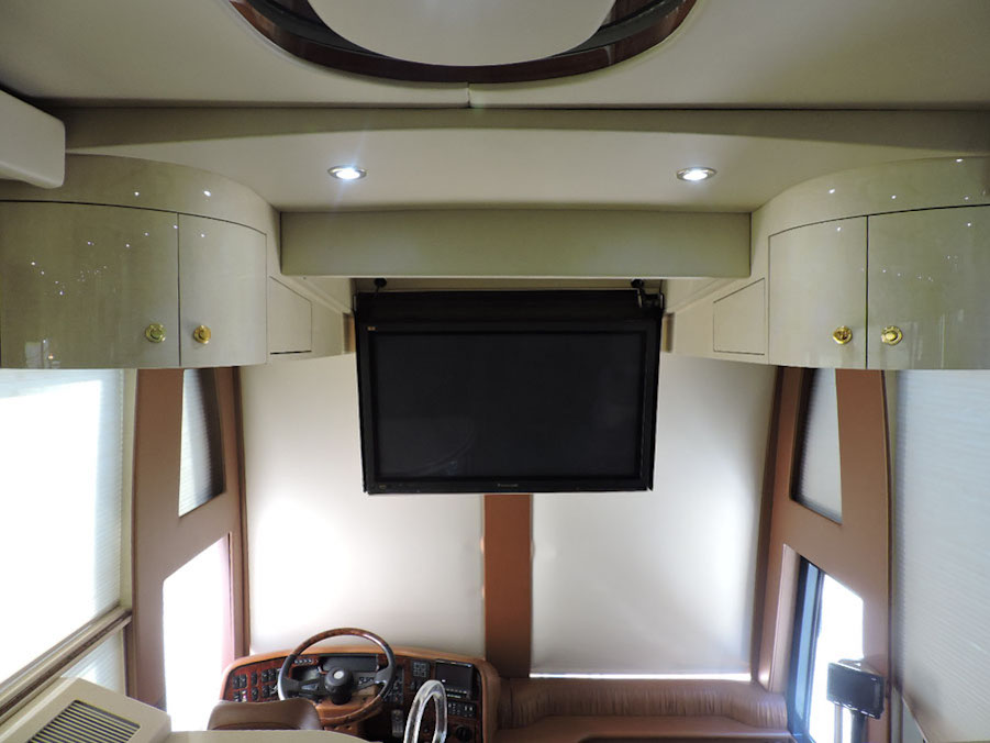 2004 Prevost Parliament H3-45 For Sale