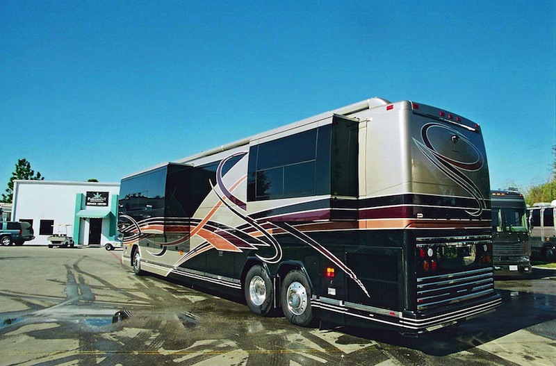2004 Prevost Parliament H3-45 For Sale