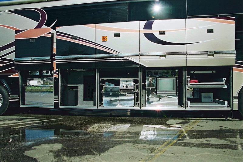 2004 Prevost Parliament H3-45 For Sale