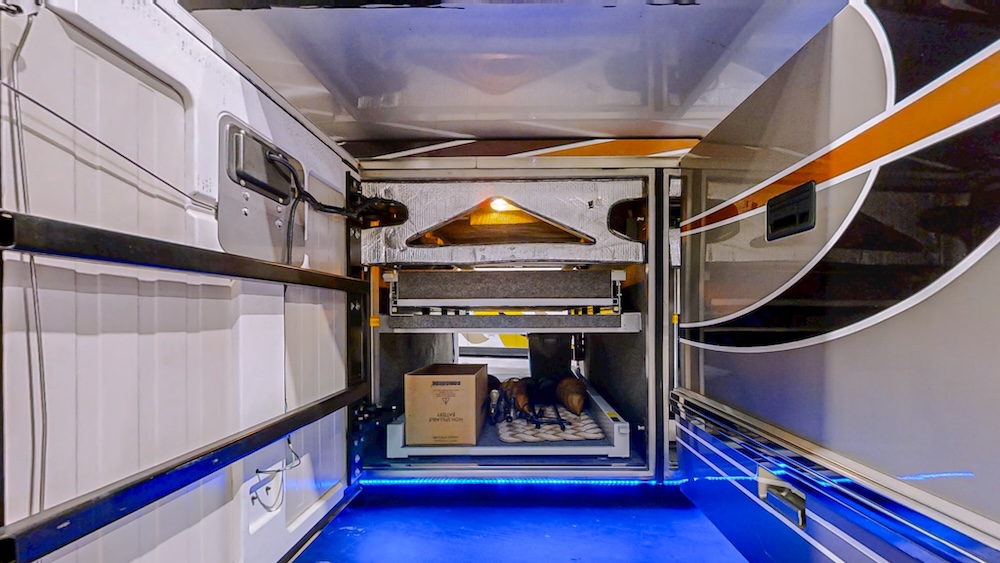 2004 Prevost Parliament H3-45 For Sale