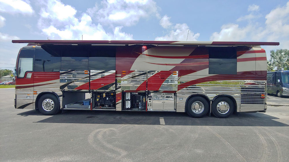 2004 Prevost Parliament XLII For Sale