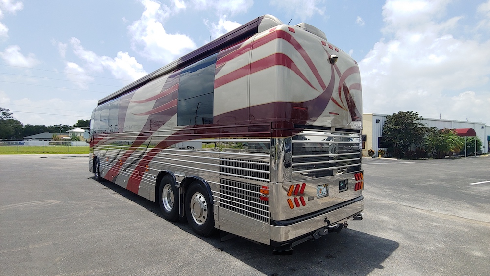 2004 Prevost Parliament XLII For Sale