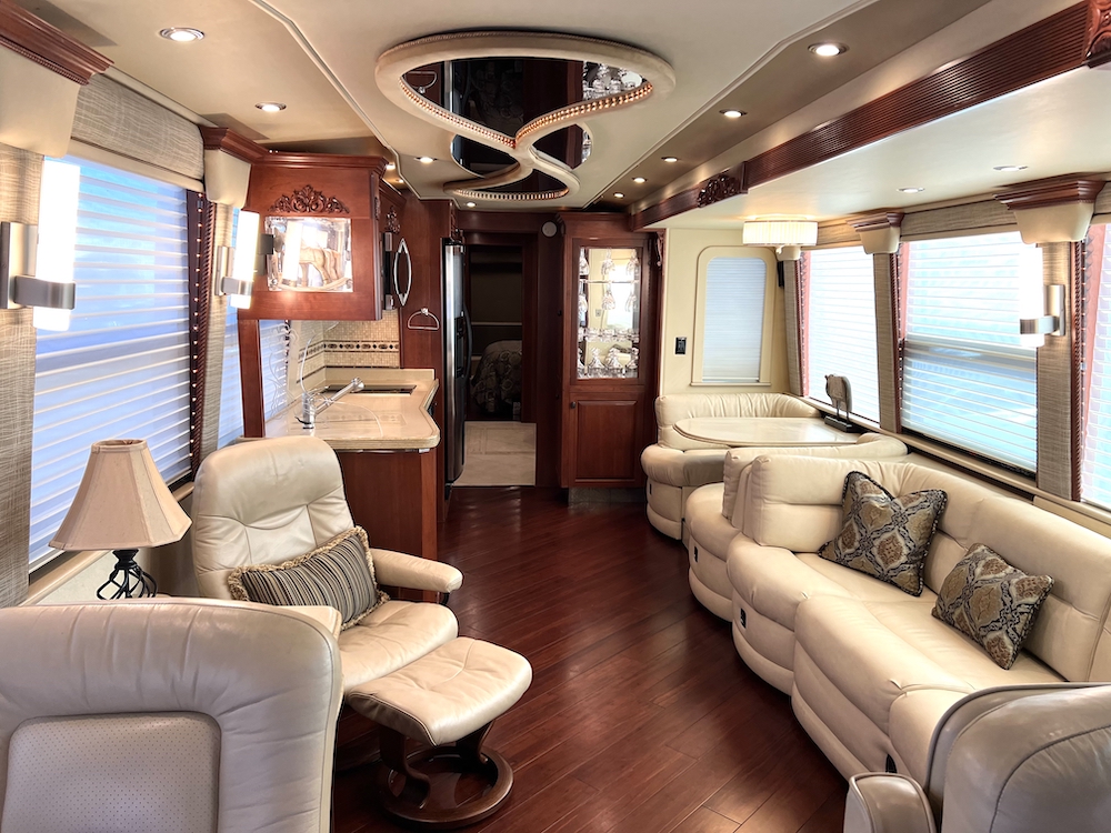 2004 Prevost Royale XLII For Sale