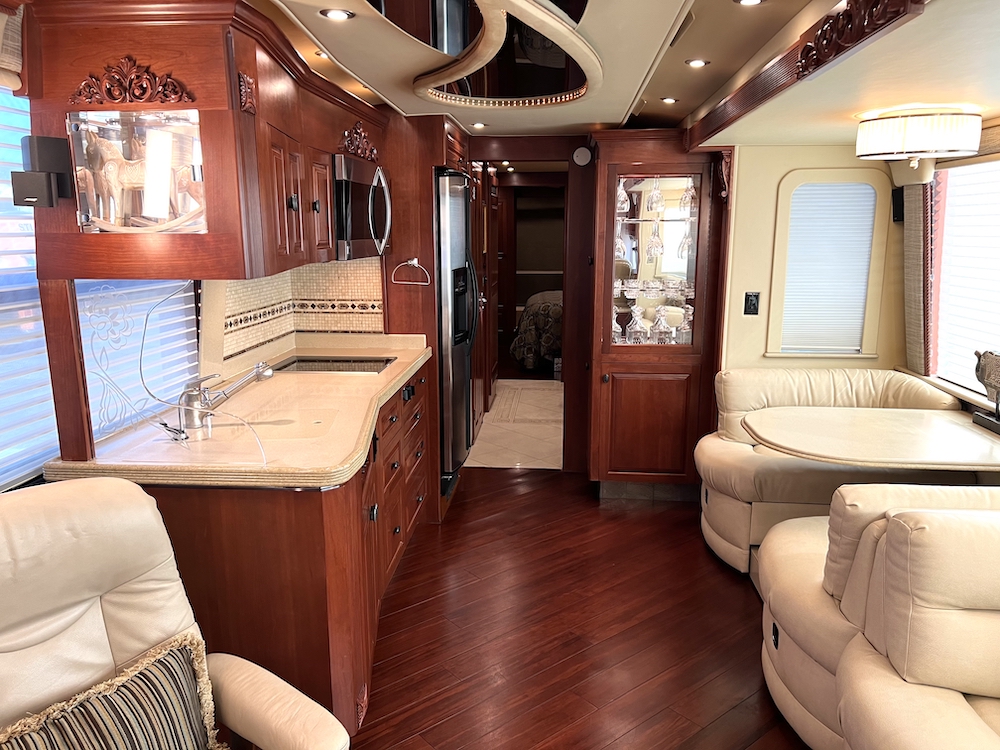 2004 Prevost Royale XLII For Sale