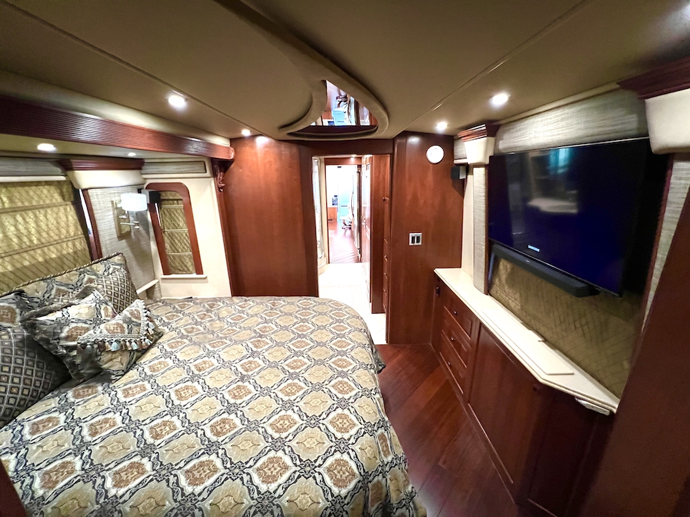 2004 Prevost Royale XLII For Sale